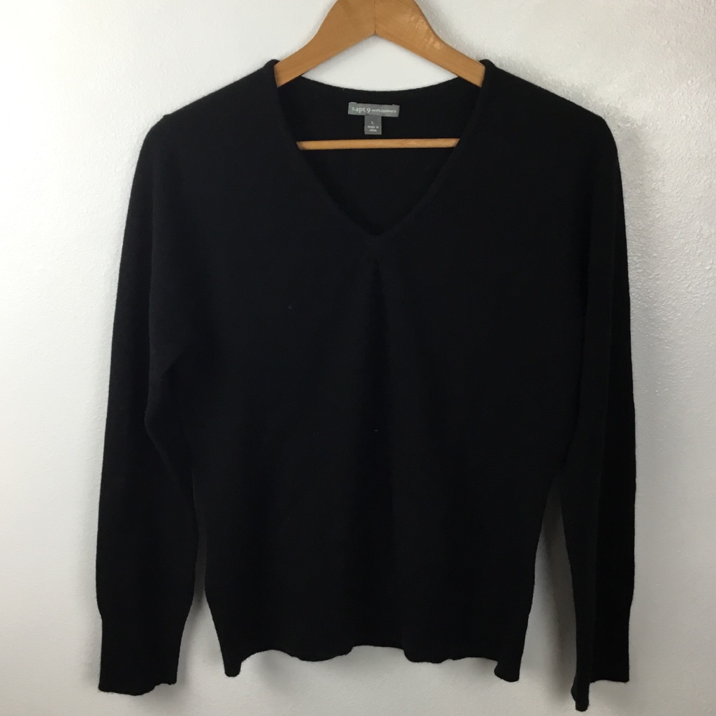 Basic Black Cashmere V Neck Pullover Sweater By Apt. 9 Size L